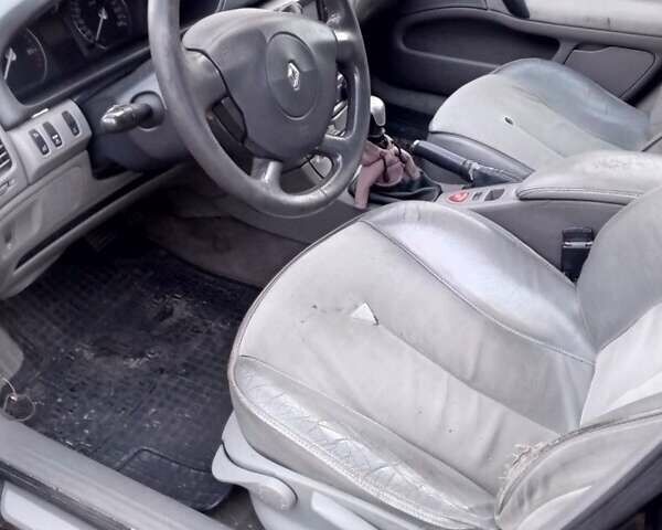 Серый Рено Лагуна, объемом двигателя 1.9 л и пробегом 195 тыс. км за 2800 $, фото 4 на Automoto.ua