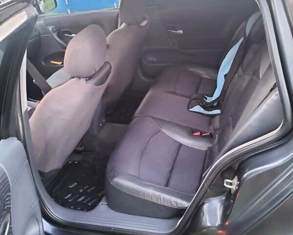 Сірий Рено Лагуна, об'ємом двигуна 1.9 л та пробігом 300 тис. км за 2800 $, фото 2 на Automoto.ua