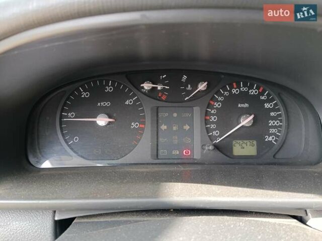 Серый Рено Лагуна, объемом двигателя 1.9 л и пробегом 242 тыс. км за 3600 $, фото 5 на Automoto.ua