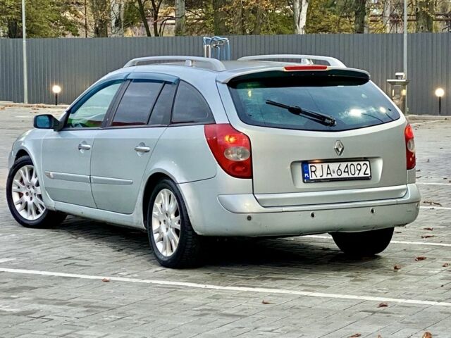Серый Рено Лагуна, объемом двигателя 2.2 л и пробегом 300 тыс. км за 1450 $, фото 2 на Automoto.ua