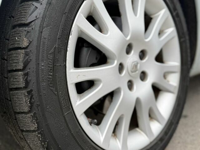 Серый Рено Лагуна, объемом двигателя 1.8 л и пробегом 191 тыс. км за 3350 $, фото 19 на Automoto.ua