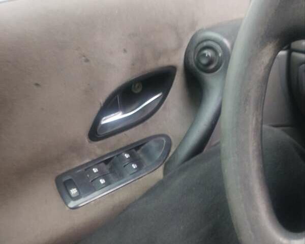 Рено Лагуна 2003 в Коростышеве на Automoto.ua Серый Рено Лагуна, объемом двигателя 1.78 л и пробегом 507 тыс. км за 2600 $, фото 8 на Automoto.ua