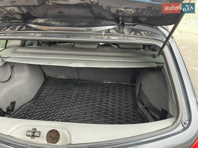 Сірий Рено Лагуна, об'ємом двигуна 2.19 л та пробігом 240 тис. км за 3500 $, фото 5 на Automoto.ua