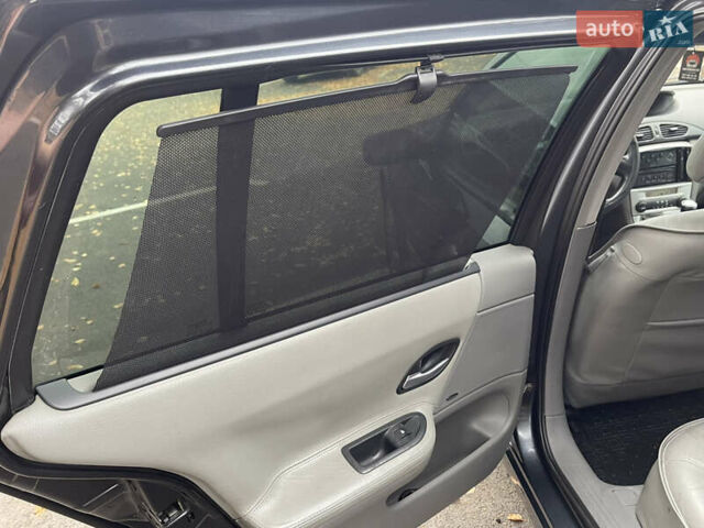 Сірий Рено Лагуна, об'ємом двигуна 2.19 л та пробігом 240 тис. км за 3500 $, фото 9 на Automoto.ua