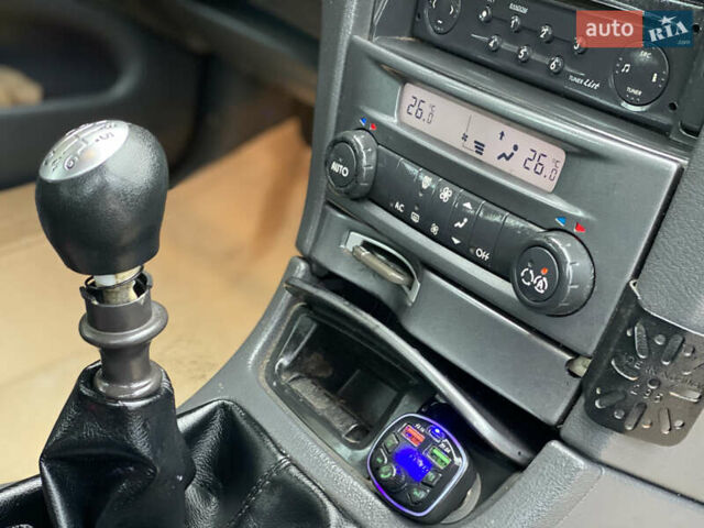 Серый Рено Лагуна, объемом двигателя 1.9 л и пробегом 254 тыс. км за 3450 $, фото 32 на Automoto.ua