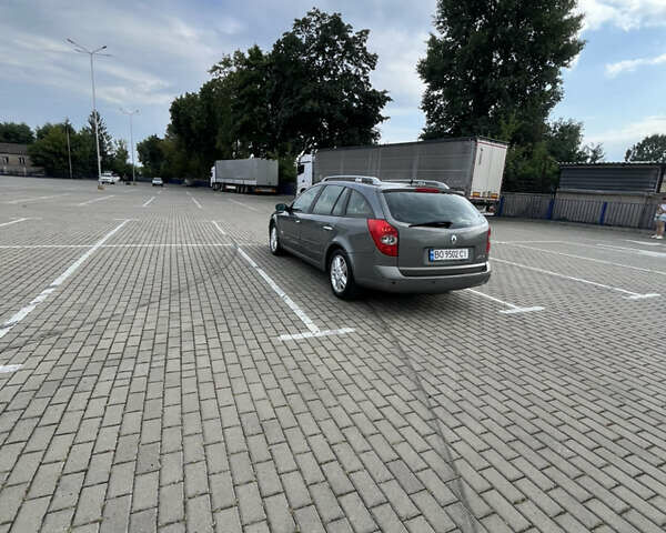 Серый Рено Лагуна, объемом двигателя 2 л и пробегом 230 тыс. км за 3850 $, фото 4 на Automoto.ua