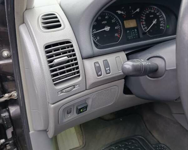 Серый Рено Лагуна, объемом двигателя 2 л и пробегом 334 тыс. км за 3750 $, фото 16 на Automoto.ua