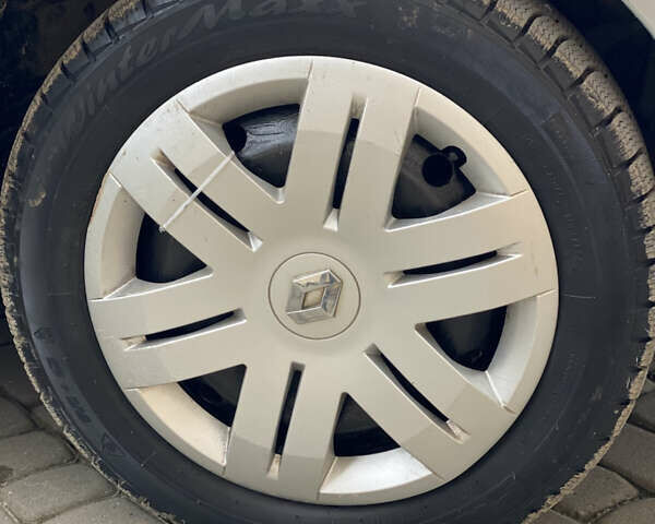 Серый Рено Лагуна, объемом двигателя 1.9 л и пробегом 254 тыс. км за 3450 $, фото 48 на Automoto.ua