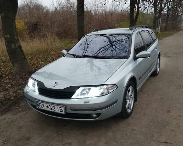 Серый Рено Лагуна, объемом двигателя 2 л и пробегом 281 тыс. км за 3900 $, фото 4 на Automoto.ua