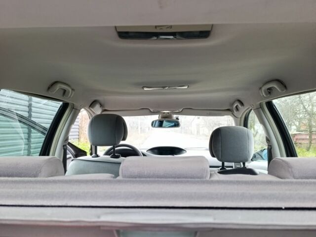 Серый Рено Лагуна, объемом двигателя 2 л и пробегом 334 тыс. км за 3750 $, фото 16 на Automoto.ua