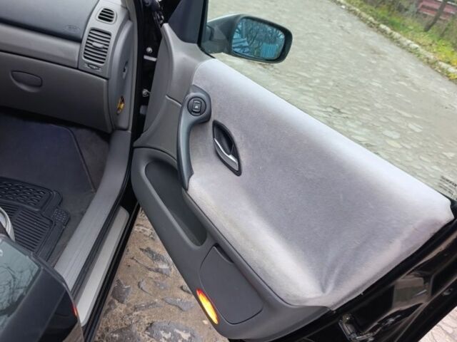 Серый Рено Лагуна, объемом двигателя 2 л и пробегом 334 тыс. км за 3750 $, фото 15 на Automoto.ua