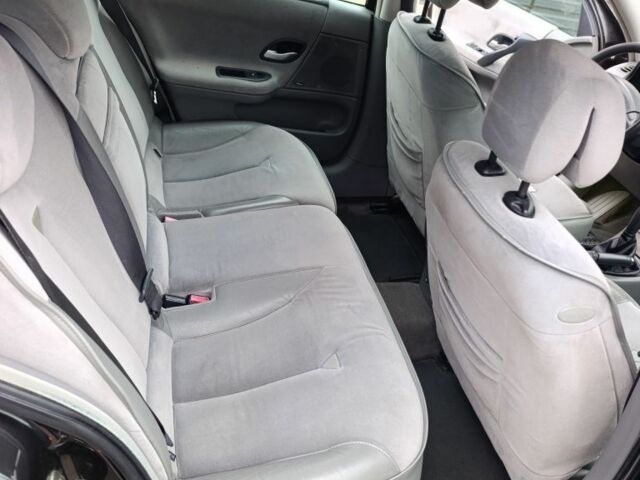 Серый Рено Лагуна, объемом двигателя 2 л и пробегом 334 тыс. км за 3750 $, фото 12 на Automoto.ua