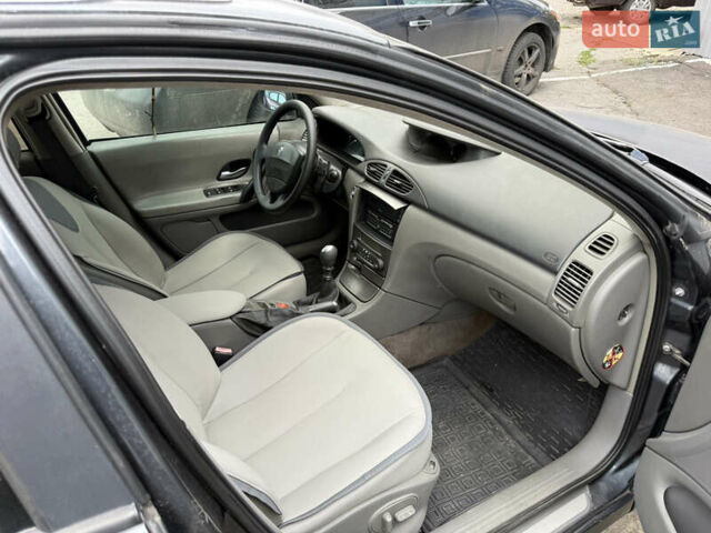 Сірий Рено Лагуна, об'ємом двигуна 2.19 л та пробігом 303 тис. км за 2950 $, фото 6 на Automoto.ua