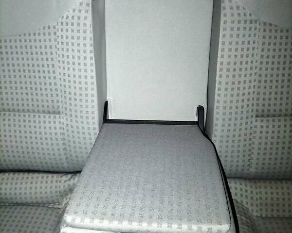 Серый Рено Лагуна, объемом двигателя 1.8 л и пробегом 277 тыс. км за 4200 $, фото 6 на Automoto.ua