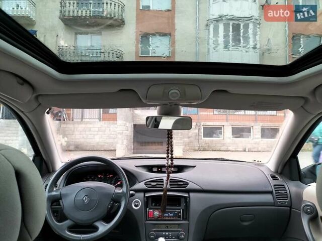 Серый Рено Лагуна, объемом двигателя 1.8 л и пробегом 277 тыс. км за 4200 $, фото 30 на Automoto.ua