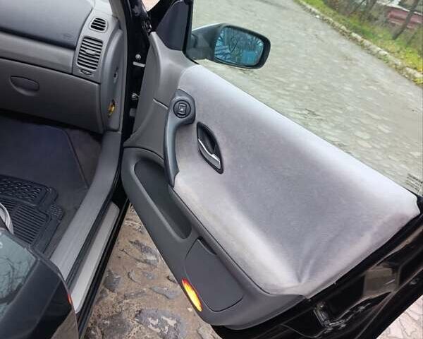 Серый Рено Лагуна, объемом двигателя 2 л и пробегом 334 тыс. км за 3750 $, фото 26 на Automoto.ua