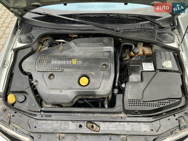 Серый Рено Лагуна, объемом двигателя 1.9 л и пробегом 254 тыс. км за 3450 $, фото 51 на Automoto.ua