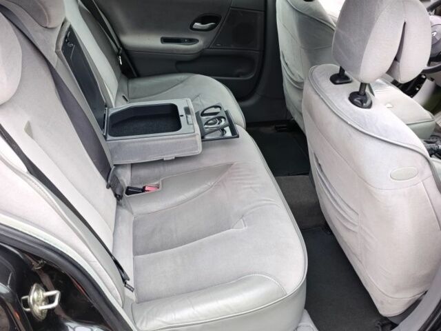 Серый Рено Лагуна, объемом двигателя 2 л и пробегом 334 тыс. км за 3750 $, фото 5 на Automoto.ua