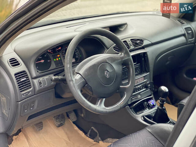 Серый Рено Лагуна, объемом двигателя 1.9 л и пробегом 254 тыс. км за 3450 $, фото 30 на Automoto.ua