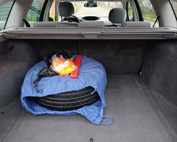 Серый Рено Лагуна, объемом двигателя 2 л и пробегом 334 тыс. км за 3750 $, фото 27 на Automoto.ua