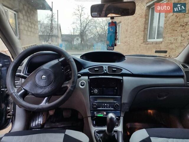 Серый Рено Лагуна, объемом двигателя 1.87 л и пробегом 267 тыс. км за 3200 $, фото 11 на Automoto.ua
