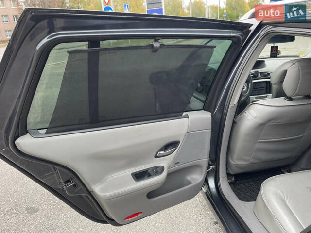 Серый Рено Лагуна, объемом двигателя 2.19 л и пробегом 200 тыс. км за 3500 $, фото 8 на Automoto.ua