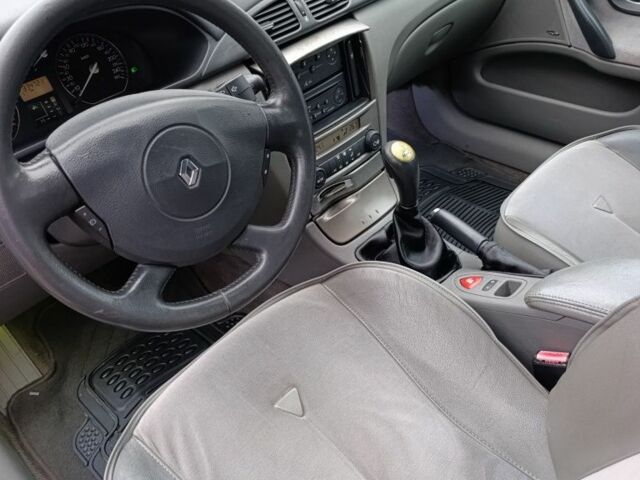 Серый Рено Лагуна, объемом двигателя 2 л и пробегом 334 тыс. км за 3750 $, фото 10 на Automoto.ua