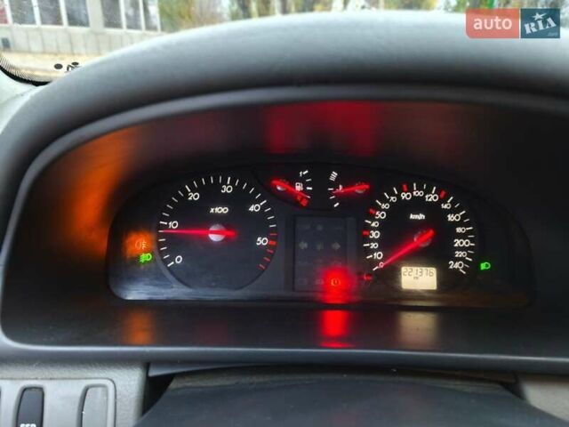 Серый Рено Лагуна, объемом двигателя 1.9 л и пробегом 221 тыс. км за 1700 $, фото 4 на Automoto.ua