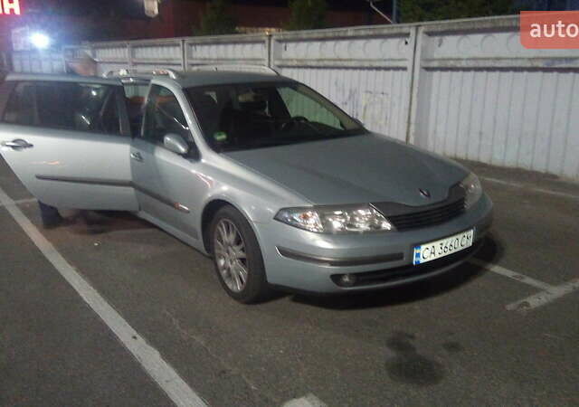 Рено Лагуна 2004 в Киеве на Automoto.ua Серый Рено Лагуна, объемом двигателя 2 л и пробегом 375 тыс. км за 3000 $, фото 2 на Automoto.ua