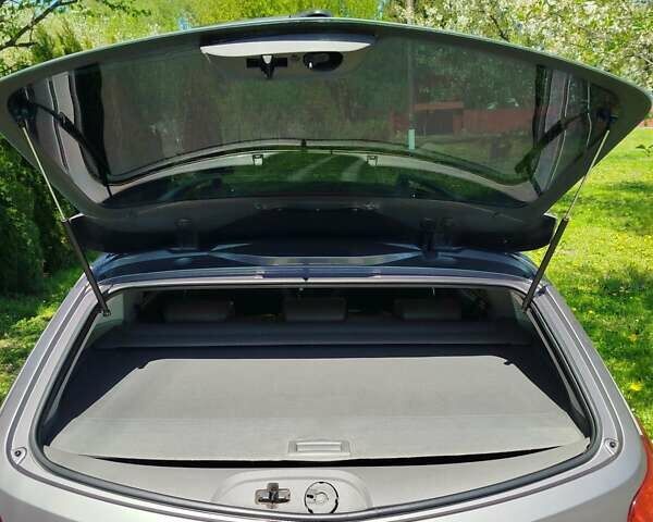 Серый Рено Лагуна, объемом двигателя 2.2 л и пробегом 301 тыс. км за 4800 $, фото 8 на Automoto.ua