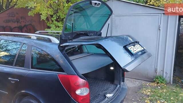 Рено Лагуна 2004 в Черновцах на Automoto.ua Серый Рено Лагуна, объемом двигателя 2.2 л и пробегом 286 тыс. км за 4700 $, фото 8 на Automoto.ua