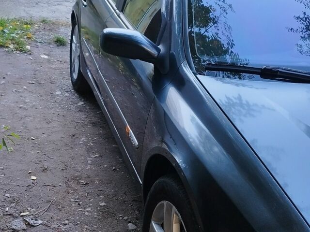 Сірий Рено Лагуна, об'ємом двигуна 2.2 л та пробігом 286 тис. км за 4700 $, фото 4 на Automoto.ua