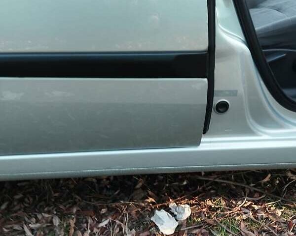 Серый Рено Лагуна, объемом двигателя 1.6 л и пробегом 94 тыс. км за 4700 $, фото 1 на Automoto.ua