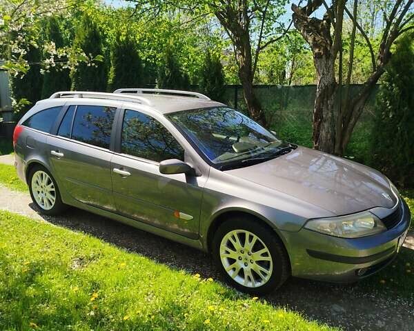 Серый Рено Лагуна, объемом двигателя 2.2 л и пробегом 301 тыс. км за 4800 $, фото 14 на Automoto.ua