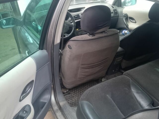 Сірий Рено Лагуна, об'ємом двигуна 0 л та пробігом 100 тис. км за 1450 $, фото 2 на Automoto.ua