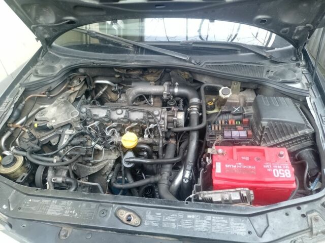 Сірий Рено Лагуна, об'ємом двигуна 0 л та пробігом 100 тис. км за 1450 $, фото 9 на Automoto.ua