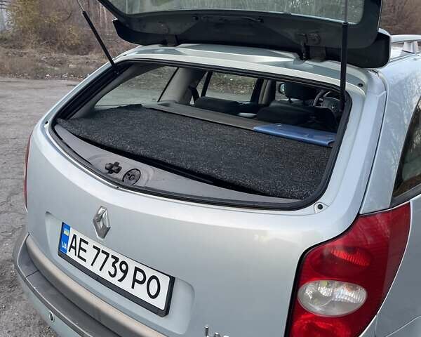 Серый Рено Лагуна, объемом двигателя 1.9 л и пробегом 383 тыс. км за 3600 $, фото 13 на Automoto.ua