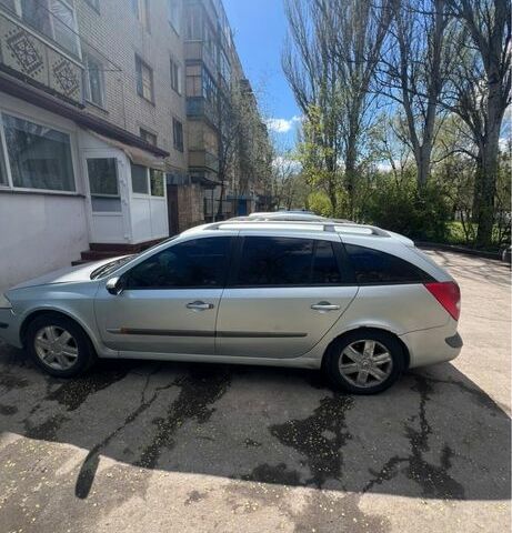 Серый Рено Лагуна, объемом двигателя 1.9 л и пробегом 200 тыс. км за 1500 $, фото 5 на Automoto.ua