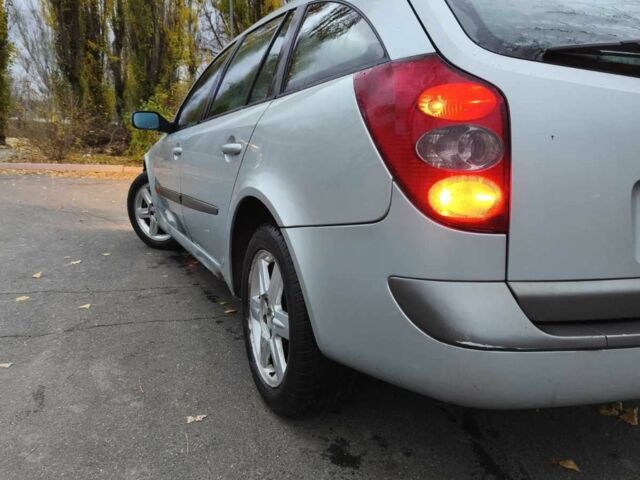 Серый Рено Лагуна, объемом двигателя 0 л и пробегом 221 тыс. км за 1700 $, фото 3 на Automoto.ua