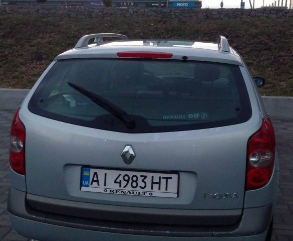 Серый Рено Лагуна, объемом двигателя 1.9 л и пробегом 303 тыс. км за 1500 $, фото 2 на Automoto.ua