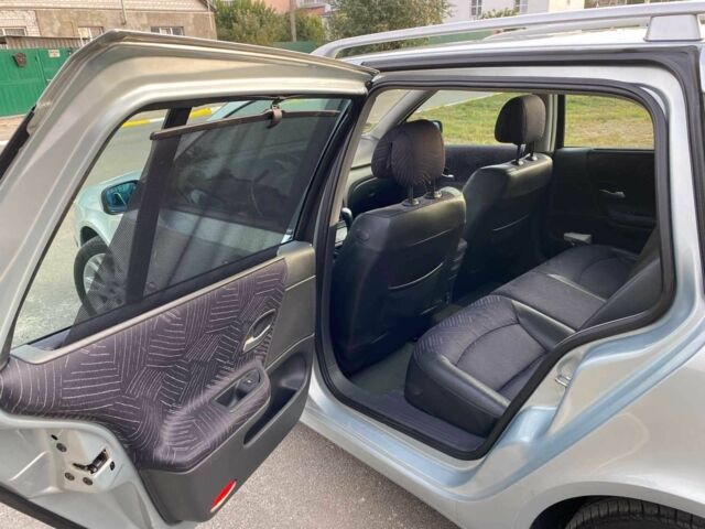 Серый Рено Лагуна, объемом двигателя 2 л и пробегом 375 тыс. км за 2999 $, фото 8 на Automoto.ua