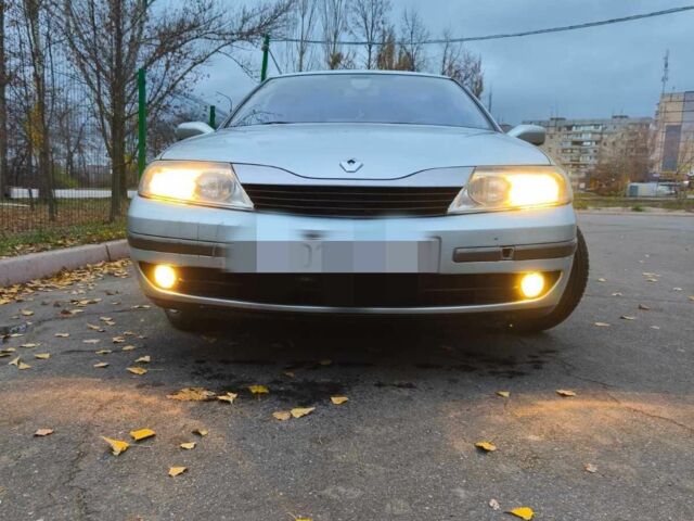 Серый Рено Лагуна, объемом двигателя 0 л и пробегом 221 тыс. км за 1700 $, фото 7 на Automoto.ua