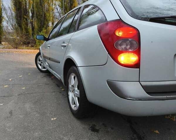 Серый Рено Лагуна, объемом двигателя 1.9 л и пробегом 221 тыс. км за 1700 $, фото 3 на Automoto.ua