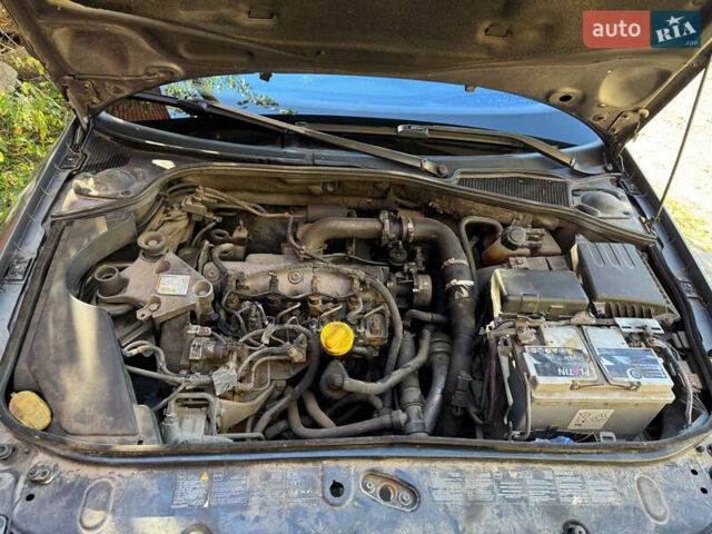 Серый Рено Лагуна, объемом двигателя 1.87 л и пробегом 375 тыс. км за 4300 $, фото 10 на Automoto.ua