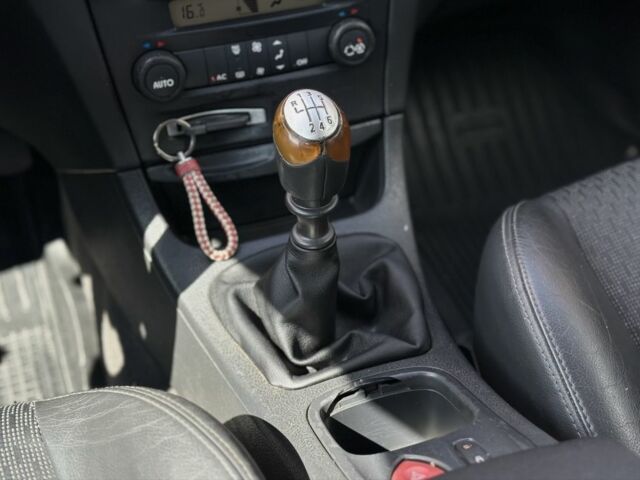 Серый Рено Лагуна, объемом двигателя 1.9 л и пробегом 287 тыс. км за 3999 $, фото 19 на Automoto.ua