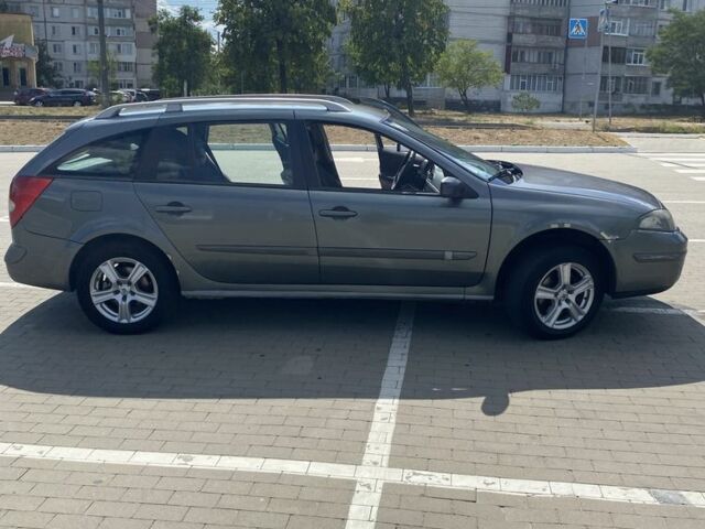 Серый Рено Лагуна, объемом двигателя 1.9 л и пробегом 300 тыс. км за 4600 $, фото 4 на Automoto.ua