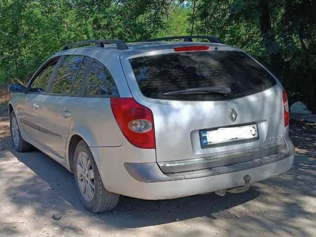 Рено Лагуна 2005 в Кропивницком (Кировограде) на Automoto.ua Серый Рено Лагуна, объемом двигателя 0 л и пробегом 325 тыс. км за 4400 $, фото 1 на Automoto.ua