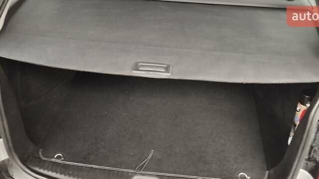 Серый Рено Лагуна, объемом двигателя 1.6 л и пробегом 205 тыс. км за 4500 $, фото 6 на Automoto.ua