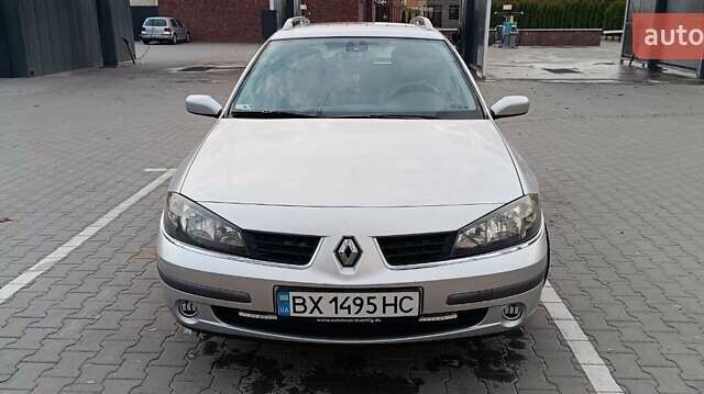 Серый Рено Лагуна, объемом двигателя 2 л и пробегом 300 тыс. км за 4700 $, фото 1 на Automoto.ua