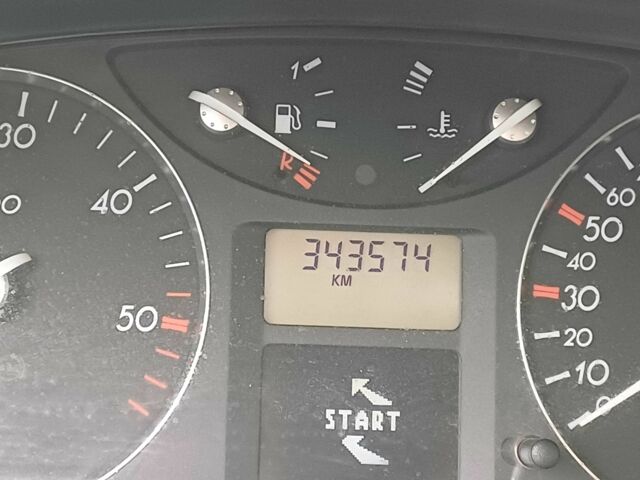 Рено Лагуна 2005 в Кривом Роге на Automoto.ua Серый Рено Лагуна, объемом двигателя 1.9 л и пробегом 343 тыс. км за 3500 $, фото 12 на Automoto.ua